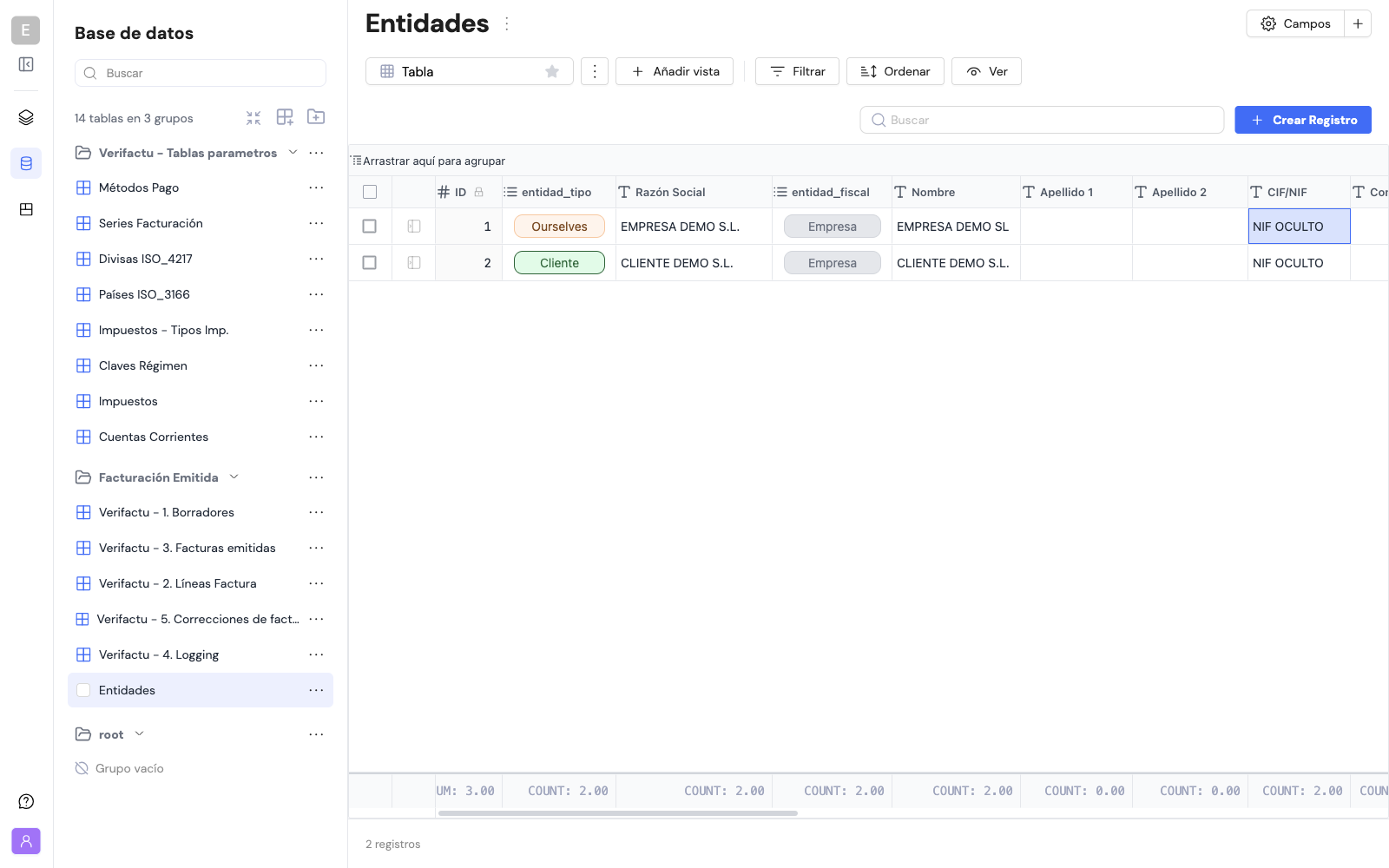 Tabla Entidades con emisor y cliente de demostración y sus tipos fiscales